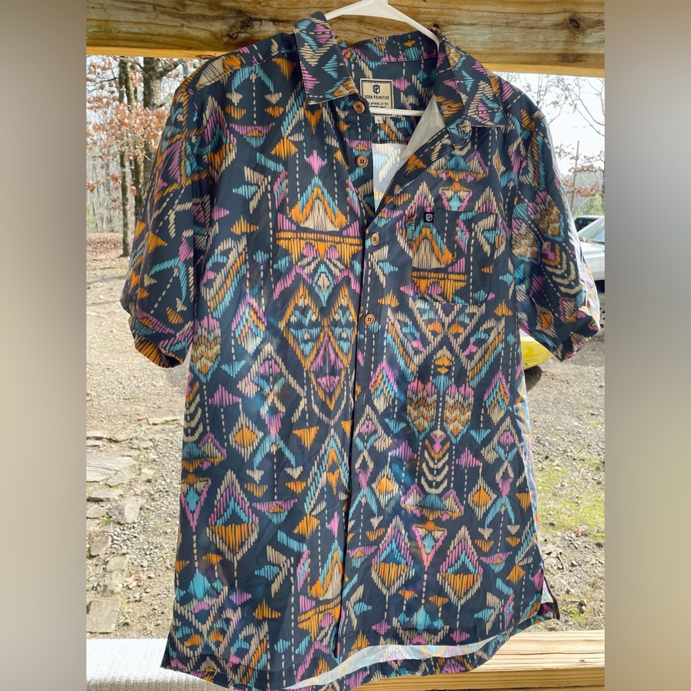 Born primitive 🪅 Driven Aztec Botton down Shirt short sleeve men’s Size Large